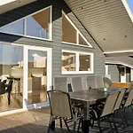 Tajo - 200m From The Sea By Interhome *